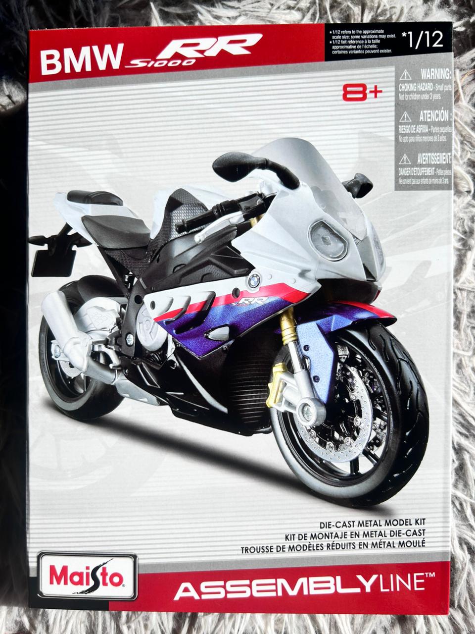BMW S100RR escala 1/12 para armar.
